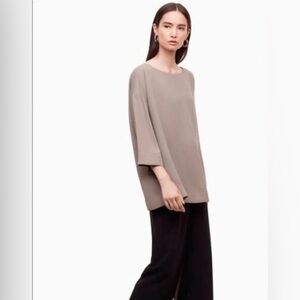 Aritzia Babaton Mortenson Blouse Crepe Boxy 3/4 Sleeve Taupe | Size 1 (Small)